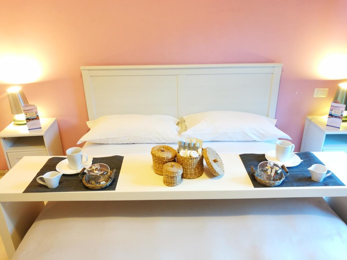 Antica Aria Di Roma Bed & Breakfast エクステリア 写真